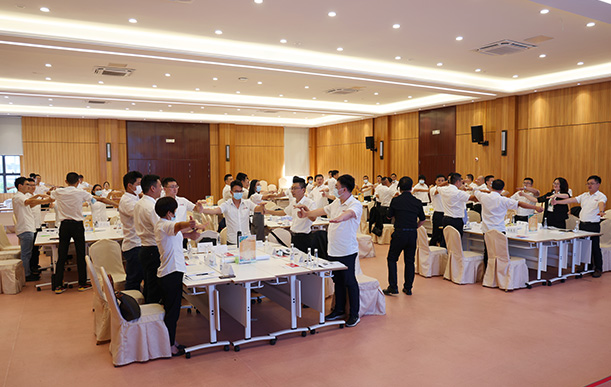 薪火相传，，，，，，，，蓄“师”待发